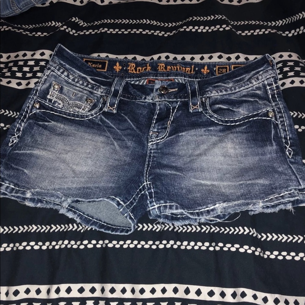 ROCK REVIVAL SHORTS